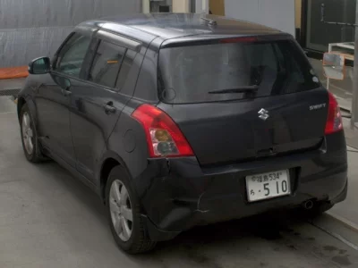 Suzuki SWIFT  с аукциона в Японии