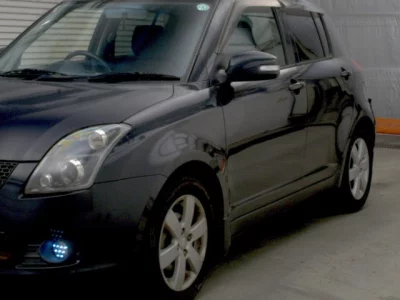 Suzuki SWIFT  с аукциона в Японии