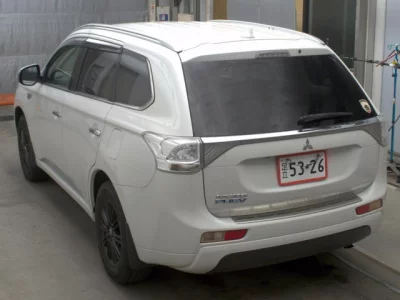Mitsubishi OUTLANDER PHEV