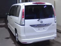 Nissan SERENA лот № 5037 оценка 3.5  с аукциона в Японии 4