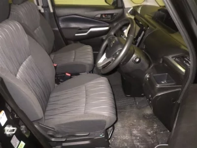 Mitsubishi DELICA D2