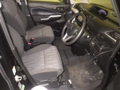 Mitsubishi DELICA D2