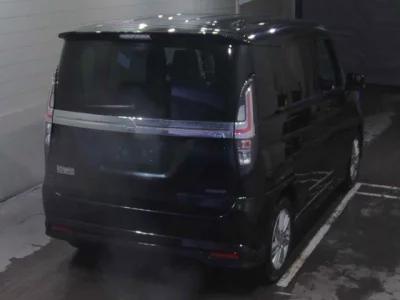 Mitsubishi DELICA D2