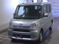 Daihatsu TANTO лот № 5047 оценка 3.5  с аукциона в Японии 4