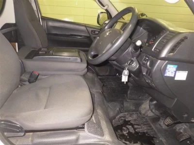 Toyota REGIUS ACE VAN