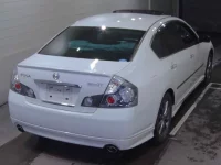 Nissan FUGA лот № 5064 оценка 3  с аукциона в Японии 1