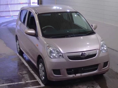 Daihatsu MIRA  с аукциона в Японии