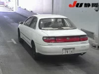 Toyota CARINA лот № 1028 оценка 3.5  с аукциона в Японии 1