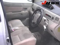 Toyota RAUM лот № 4523 оценка 3.5  с аукциона в Японии 2