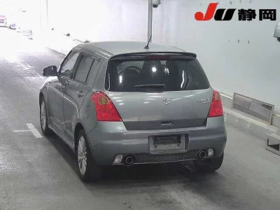Suzuki SWIFT  с аукциона в Японии