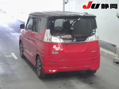 Mitsubishi DELICA D2