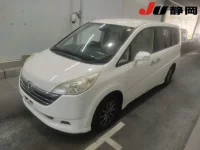 Honda STEP WAGON лот № 1074 оценка 3.5  с аукциона в Японии 3