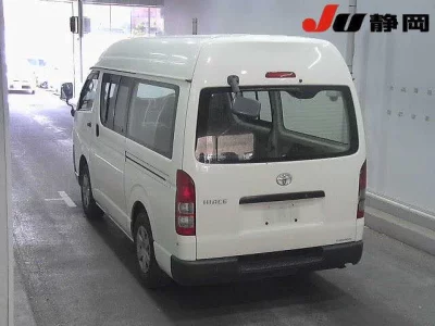 Toyota HIACE VAN  с аукциона в Японии
