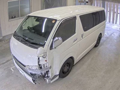 Toyota HiAce Van