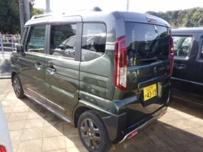 Suzuki SPACIA GEAR  с аукциона в Японии