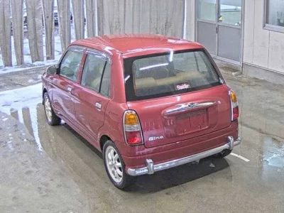 Daihatsu MIRA