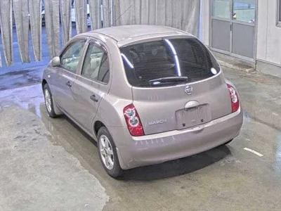 Nissan MARCH  с аукциона в Японии