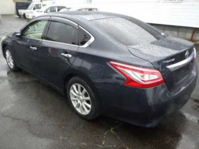 Nissan TEANA
