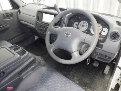 Nissan CARAVAN VAN  с аукциона в Японии