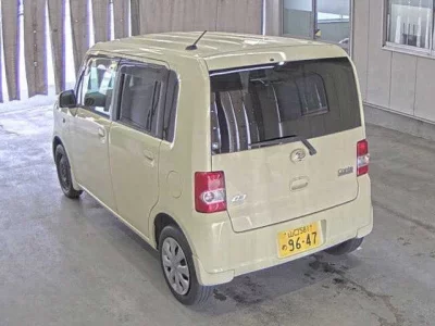 Daihatsu MOVE CONTE