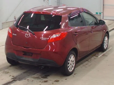 Mazda DEMIO