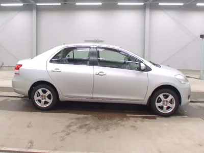 Toyota BELTA
