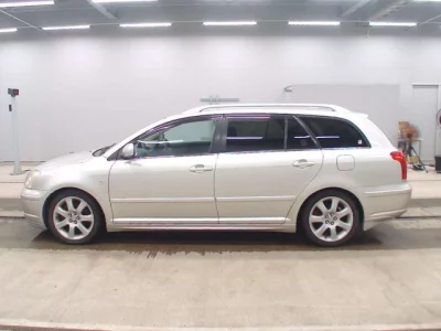 Toyota AVENSIS WAGON