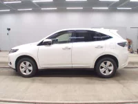 Toyota HARRIER лот № 3147 оценка 3.5  с аукциона в Японии 3