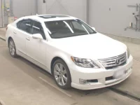 Lexus LS лот № 3120 оценка 3  с аукциона в Японии 4