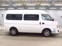 Nissan CARAVAN VAN лот № 3079 оценка 3.5  с аукциона в Японии 2