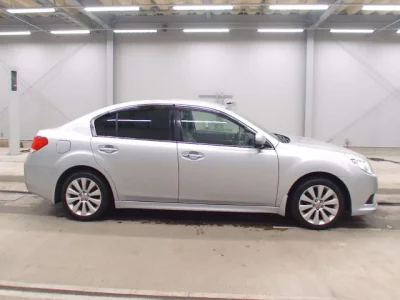 Subaru LEGACY B4