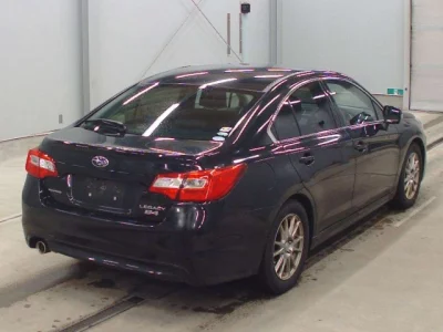 Subaru LEGACY B4  с аукциона в Японии