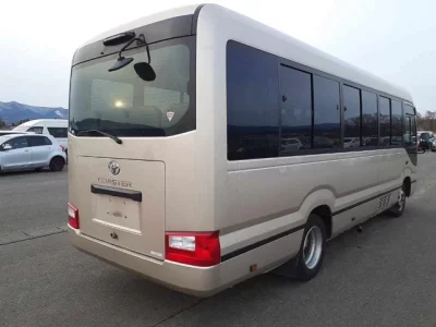 Toyota COASTER