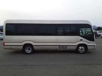 Toyota COASTER