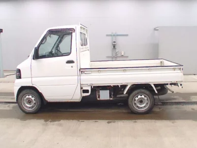 Nissan CLIPPER TRUCK
