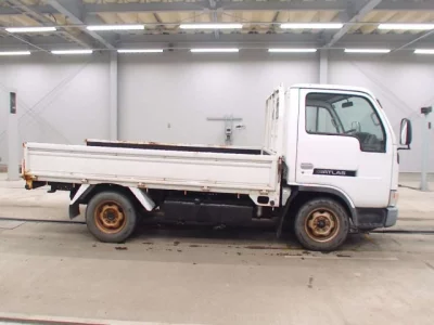 Nissan ATLAS  с аукциона в Японии