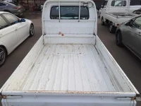 Suzuki CARRY TRUCK лот № 5052 оценка 3.5  с аукциона в Японии 9