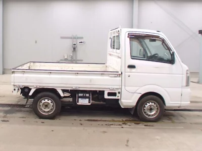 Mitsubishi MINICAB TRUCK  с аукциона в Японии