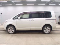 Mitsubishi DELICA D5 лот № 3327 оценка 3.5  с аукциона в Японии 3