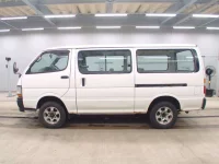 Toyota HIACE VAN лот № 3309 оценка 2  с аукциона в Японии 3