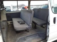 Toyota HIACE VAN лот № 3309 оценка 2  с аукциона в Японии 9