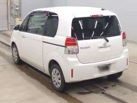 Toyota SPADE лот № 5574 оценка 3.5  с аукциона в Японии 5