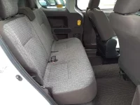 Toyota SPADE лот № 5574 оценка 3.5  с аукциона в Японии 9