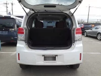 Toyota SPADE лот № 5574 оценка 3.5  с аукциона в Японии 10