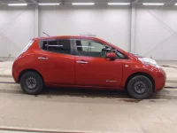 Nissan LEAF лот № 9043 оценка R  с аукциона в Японии 2