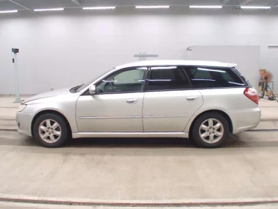 Subaru LEGACY  с аукциона в Японии