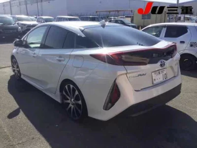 Toyota PRIUS PHV
