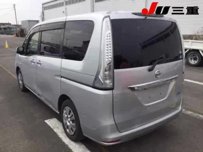 Nissan SERENA  с аукциона в Японии