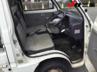 Daihatsu HIJET TRUCK лот № 8031 оценка 3.5  с аукциона в Японии 3