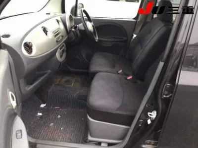 Daihatsu MOVE LATTE